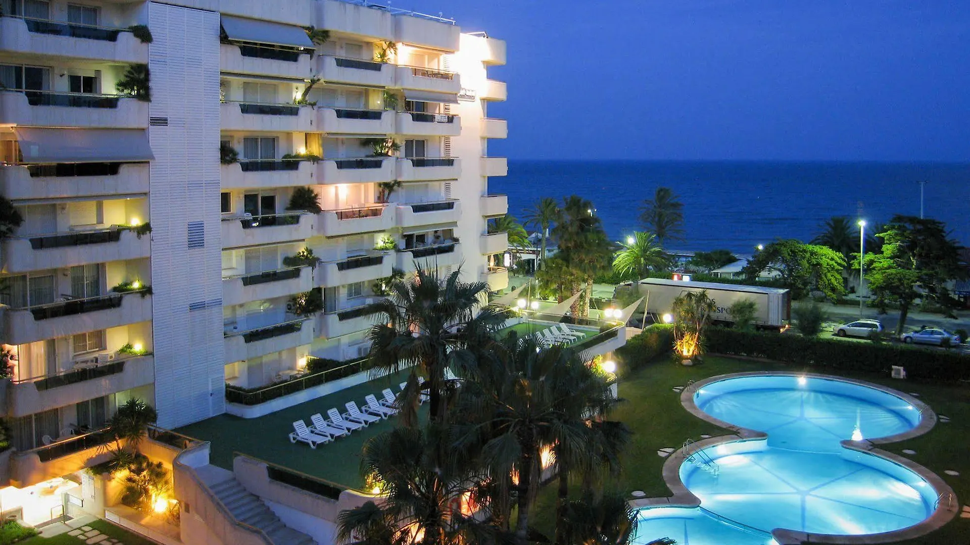 Mediterraneo Sitges Aparthotel